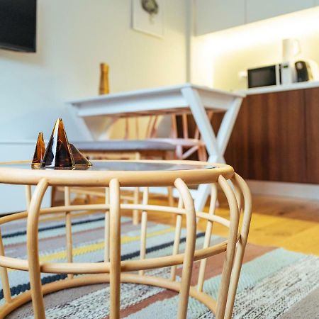 Boutique Luxury Flats - La Maison Du Petit Paris Bucarest Esterno foto