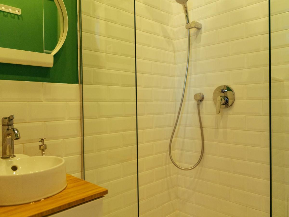Boutique Luxury Flats - La Maison Du Petit Paris Bucarest Esterno foto