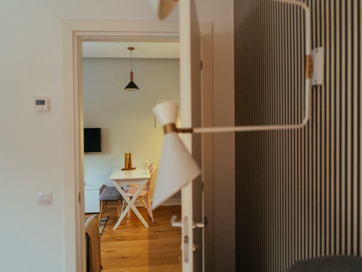 Boutique Luxury Flats - La Maison Du Petit Paris Bucarest Esterno foto