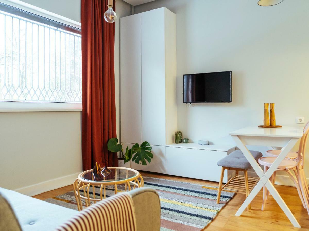 Boutique Luxury Flats - La Maison Du Petit Paris Bucarest Esterno foto