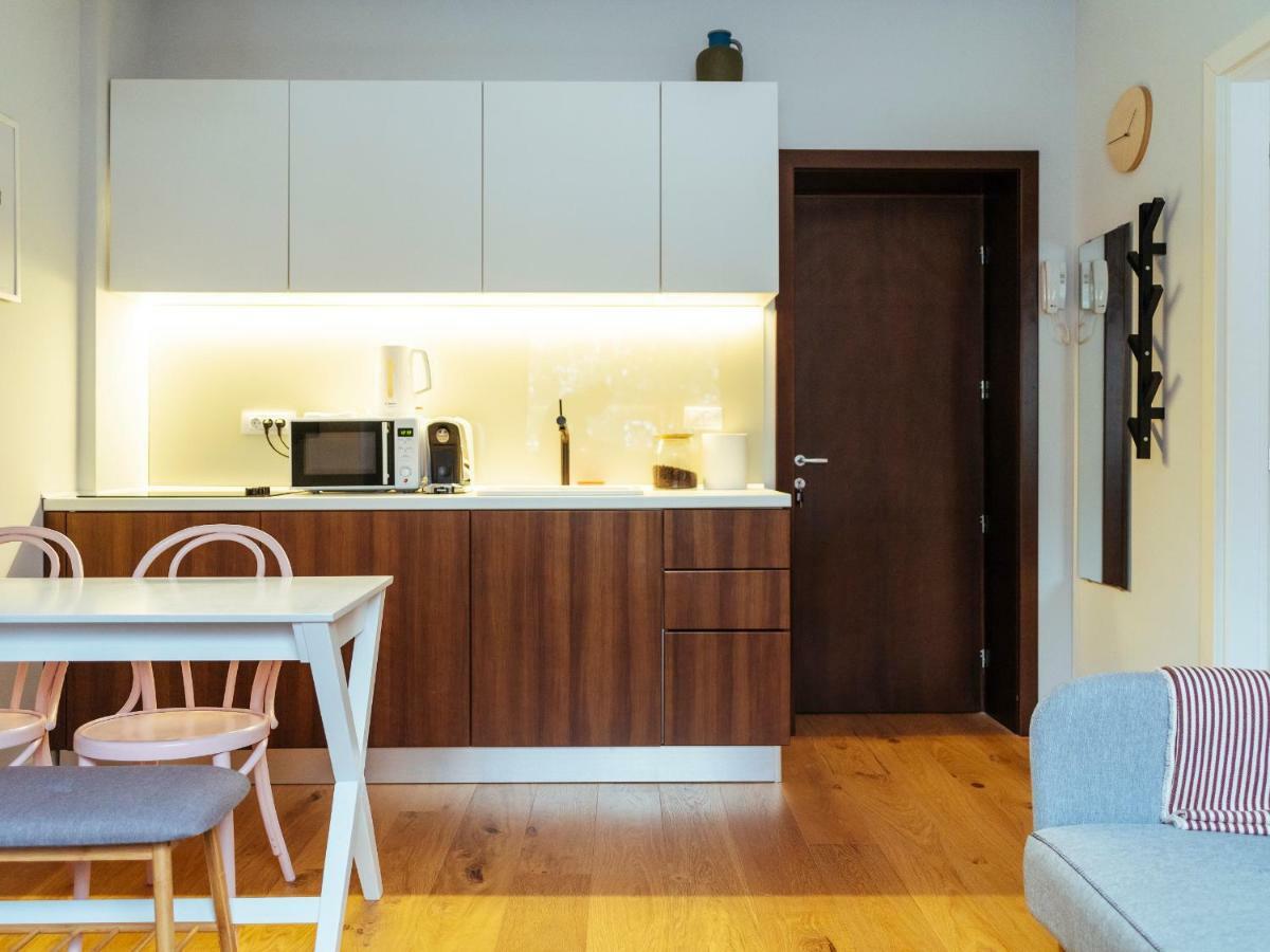 Boutique Luxury Flats - La Maison Du Petit Paris Bucarest Esterno foto