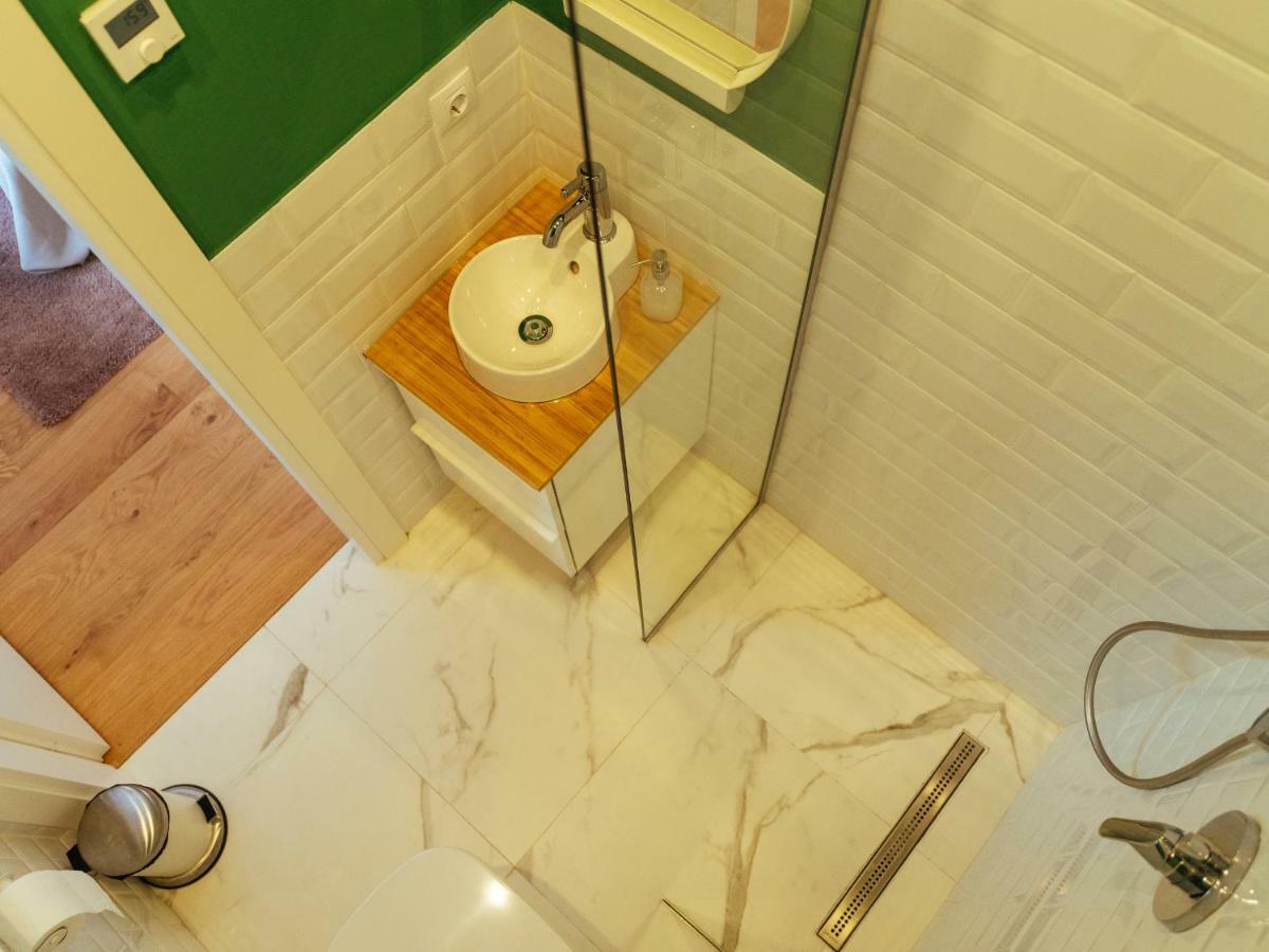 Boutique Luxury Flats - La Maison Du Petit Paris Bucarest Esterno foto